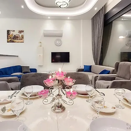 Daire Yekta Trade Center Alanya